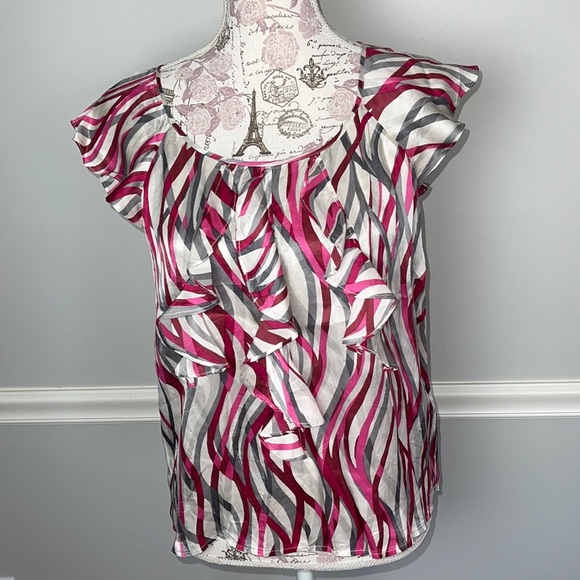 Banana Republic Tops - Banana Republic Silk Petite Small Ruffle Blouse